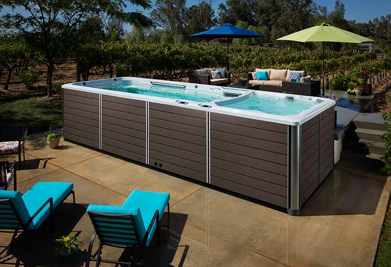 2018 Swimcross X2000 Alpine WhiteMocha Lifestyle Vineyard