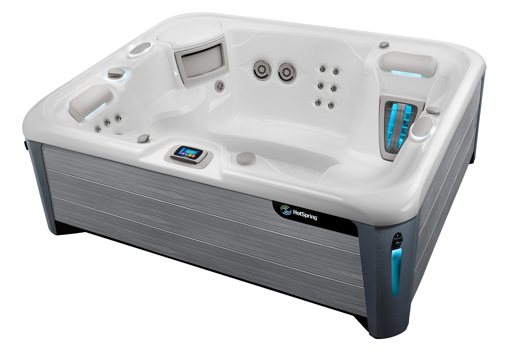 HotSpring Highlife 2019 Triumph Alpine White Driftwood HighAngle