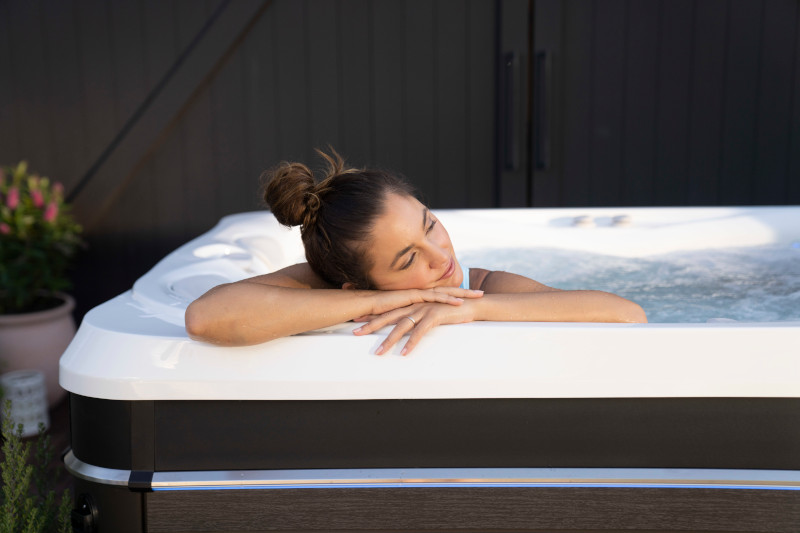Are Jacuzzis and Hot Tubs the Same?