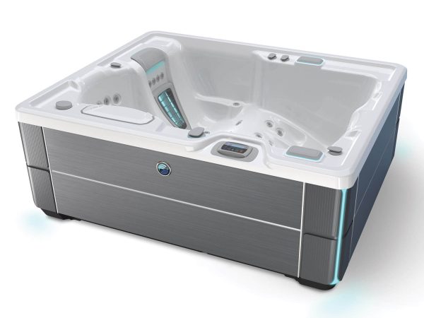 hot spring highlife jetsetterlx threequarter 1