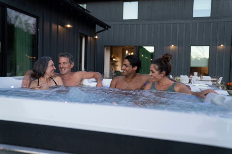 Understanding the Science Behind Hot Tub Health Benefits
