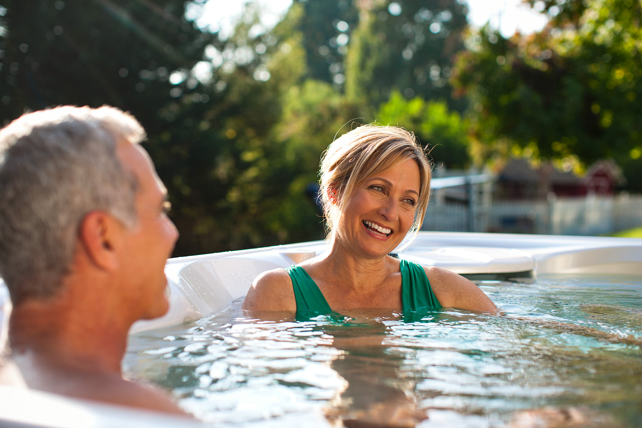 7 Surprising Health Benefits of Soaking in a Hot Tub
